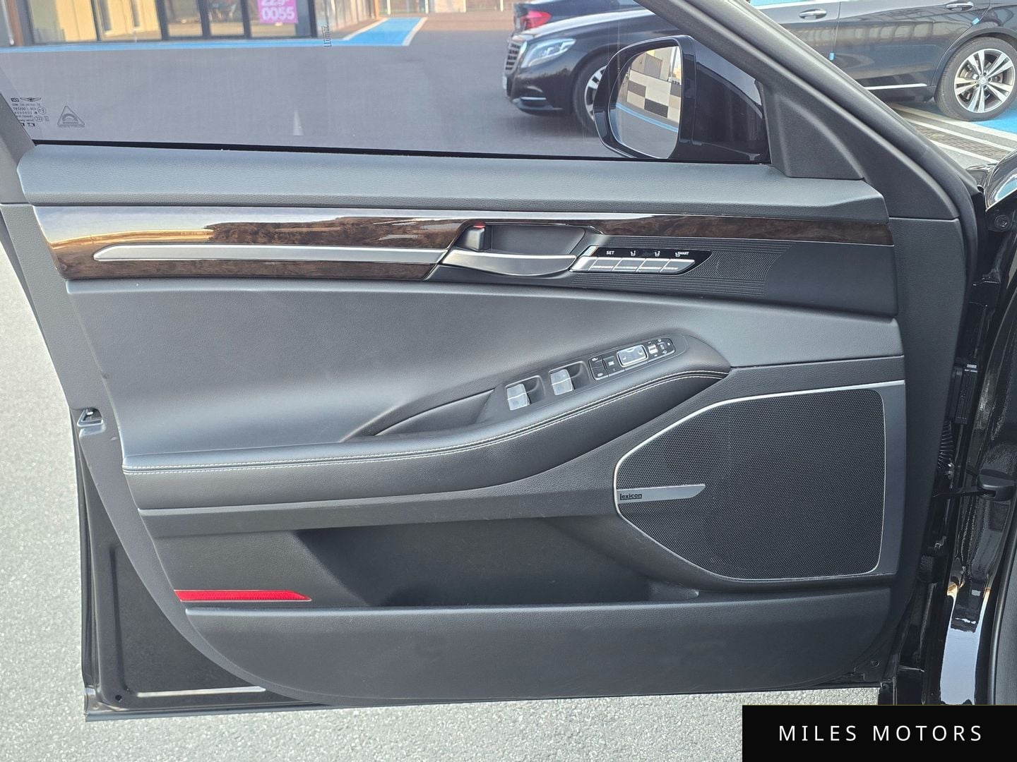 Genesis G90 2019 — миниатюра 9