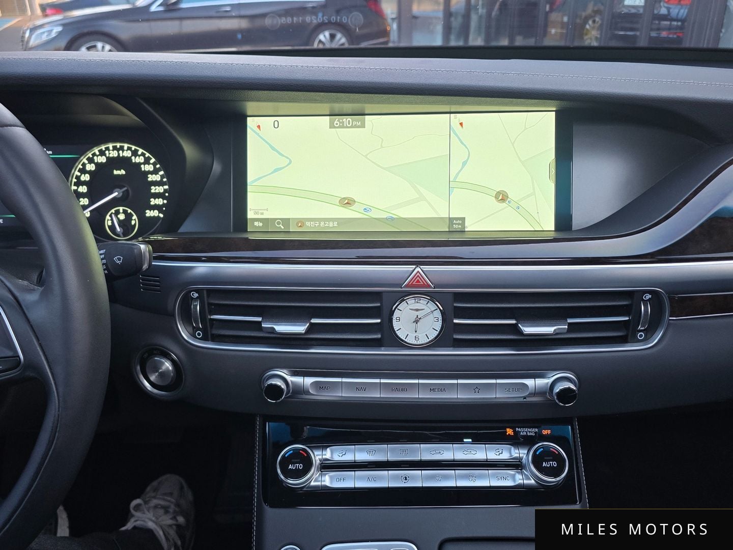 Genesis G90 2019 — миниатюра 12