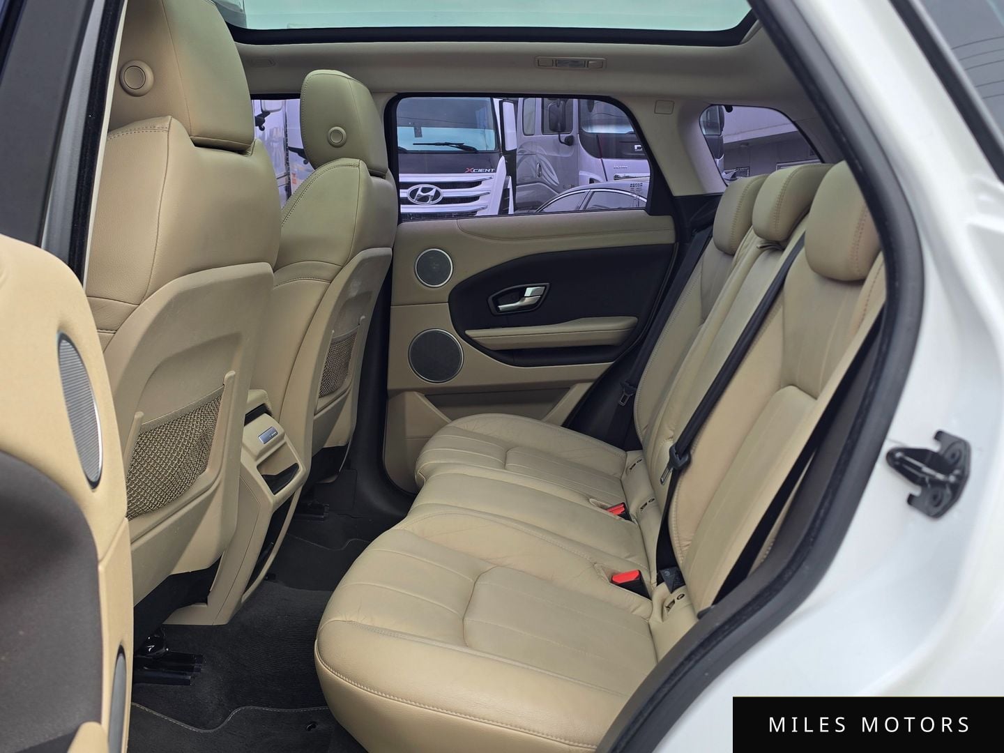 Land Rover Range Rover Evoque 2018 — миниатюра 9