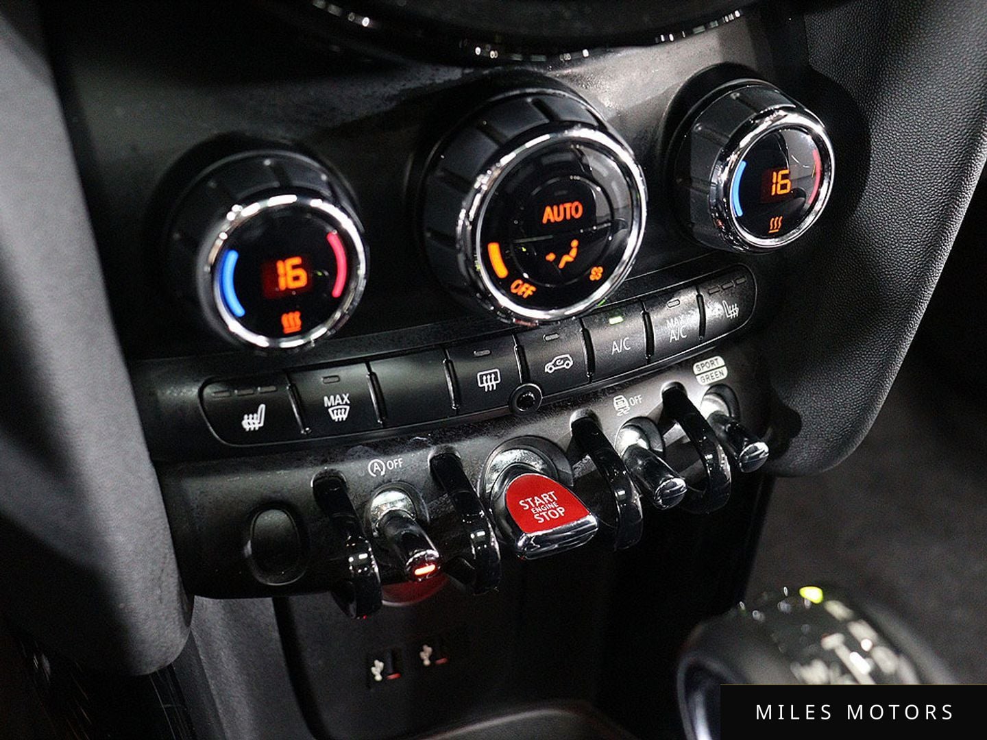 MINI Cooper 2019 — миниатюра 11