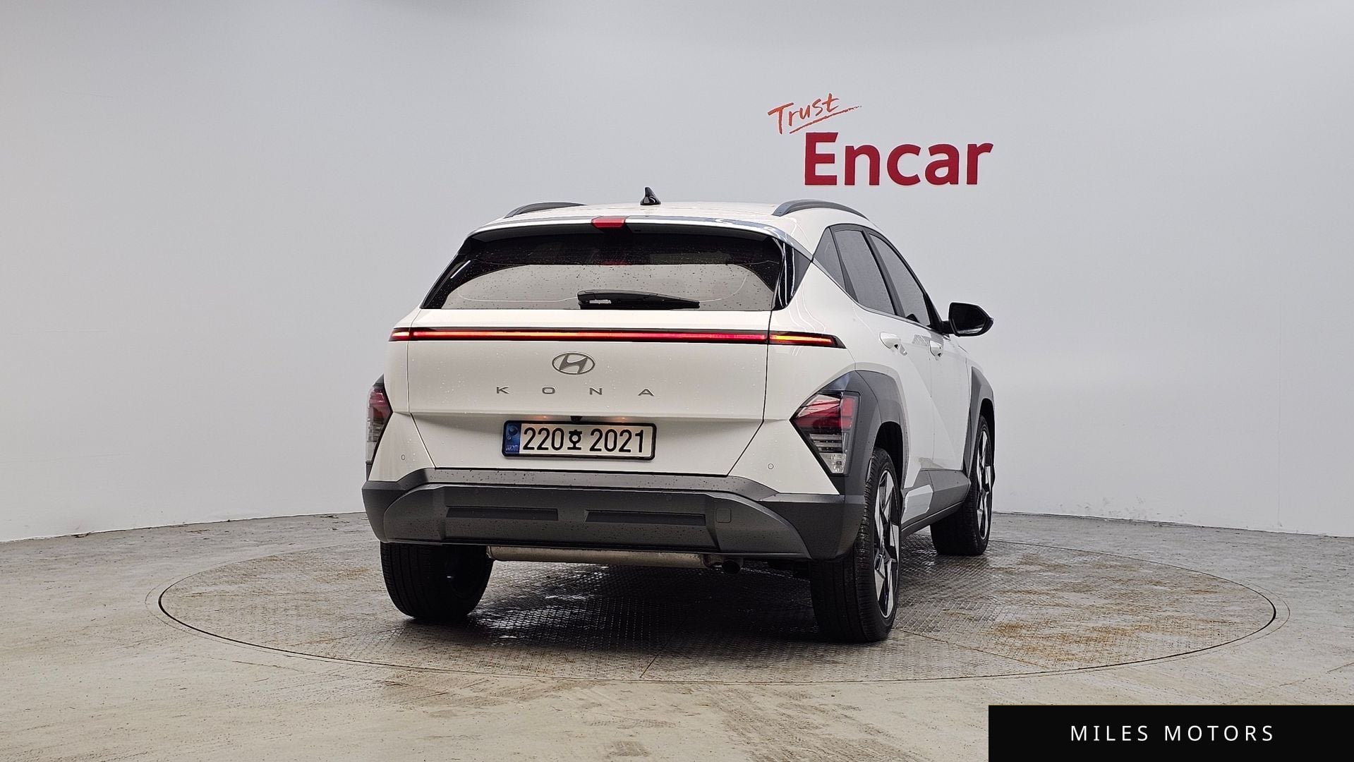 Hyundai Kona 2023 — миниатюра 4