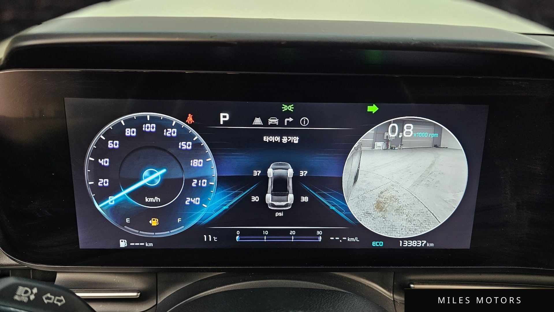 Kia Carnival 2023 — миниатюра 11