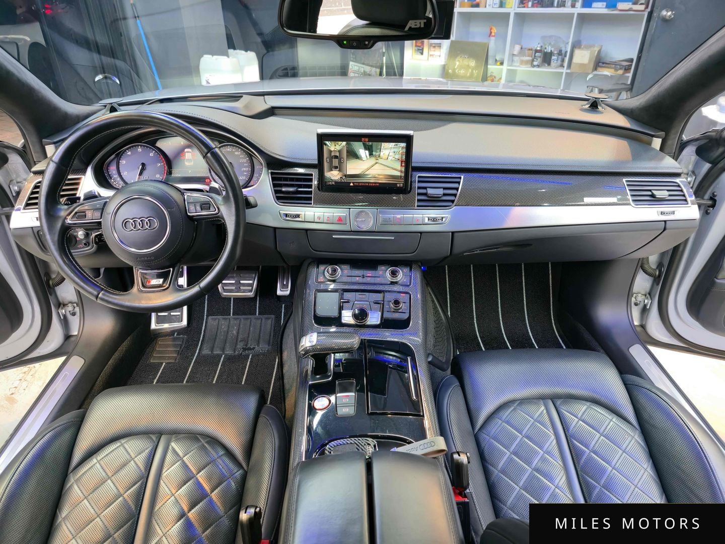 Audi S8 2015 — миниатюра 11