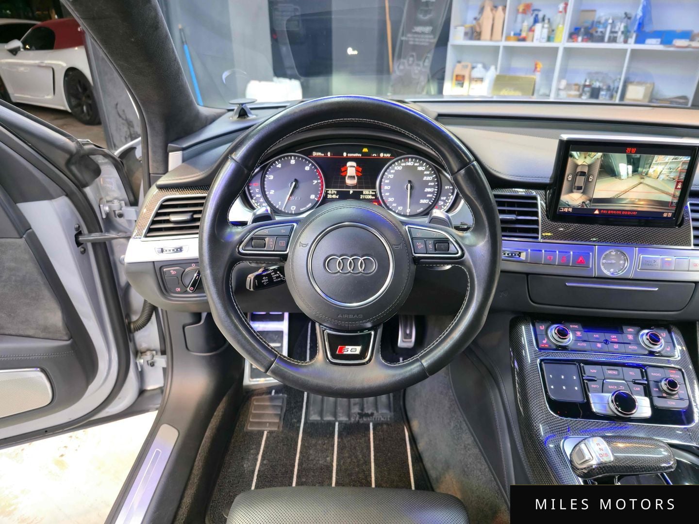 Audi S8 2015 — миниатюра 12