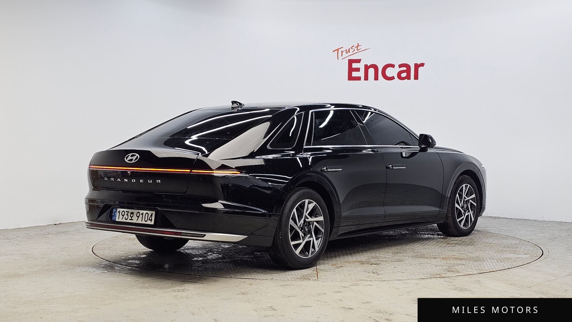 Hyundai Grandeur 2023 — миниатюра 2