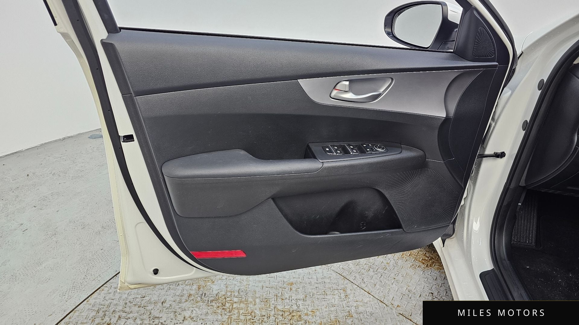 Kia K3 2022 — миниатюра 14