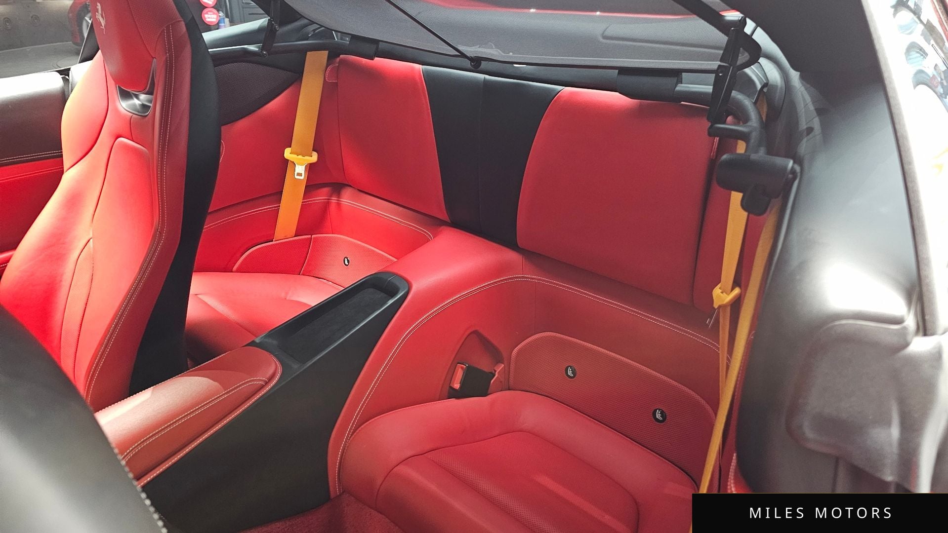Ferrari 포르토피노 2019 — миниатюра 18