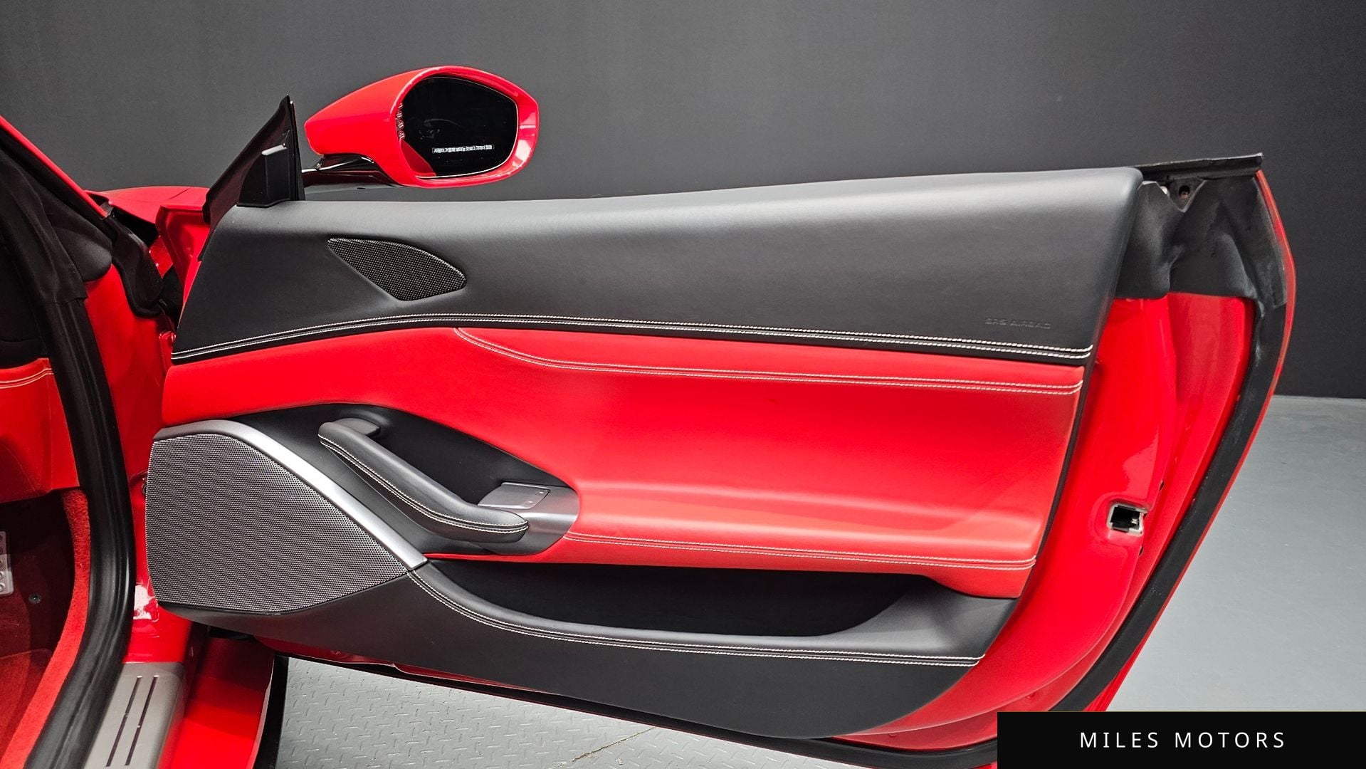 Ferrari 포르토피노 2019 — миниатюра 14