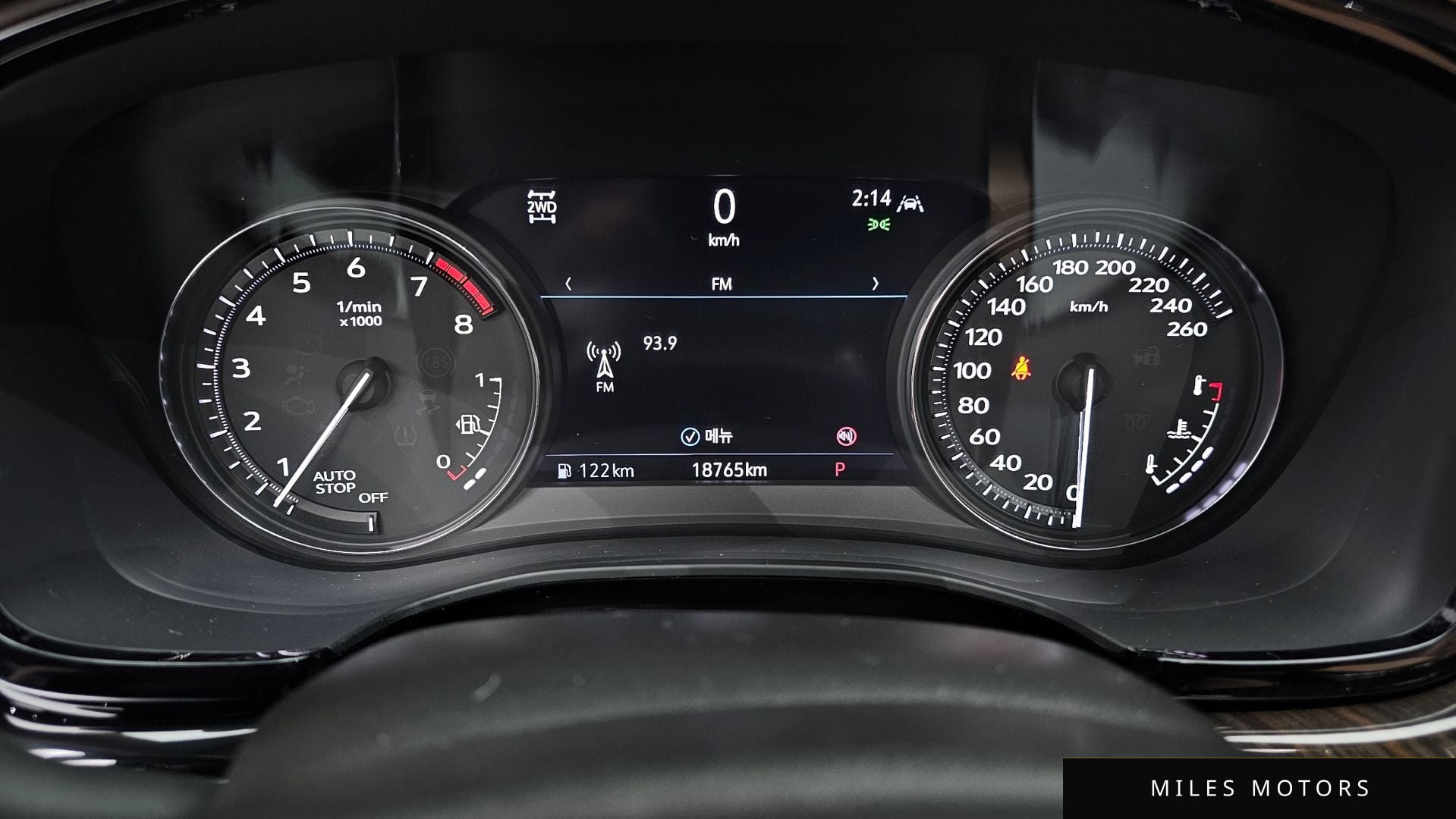 Cadillac XT6 2023 — миниатюра 11