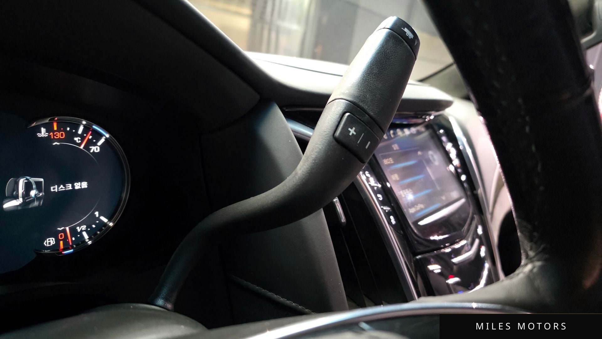 Cadillac Escalade 2019 — миниатюра 9