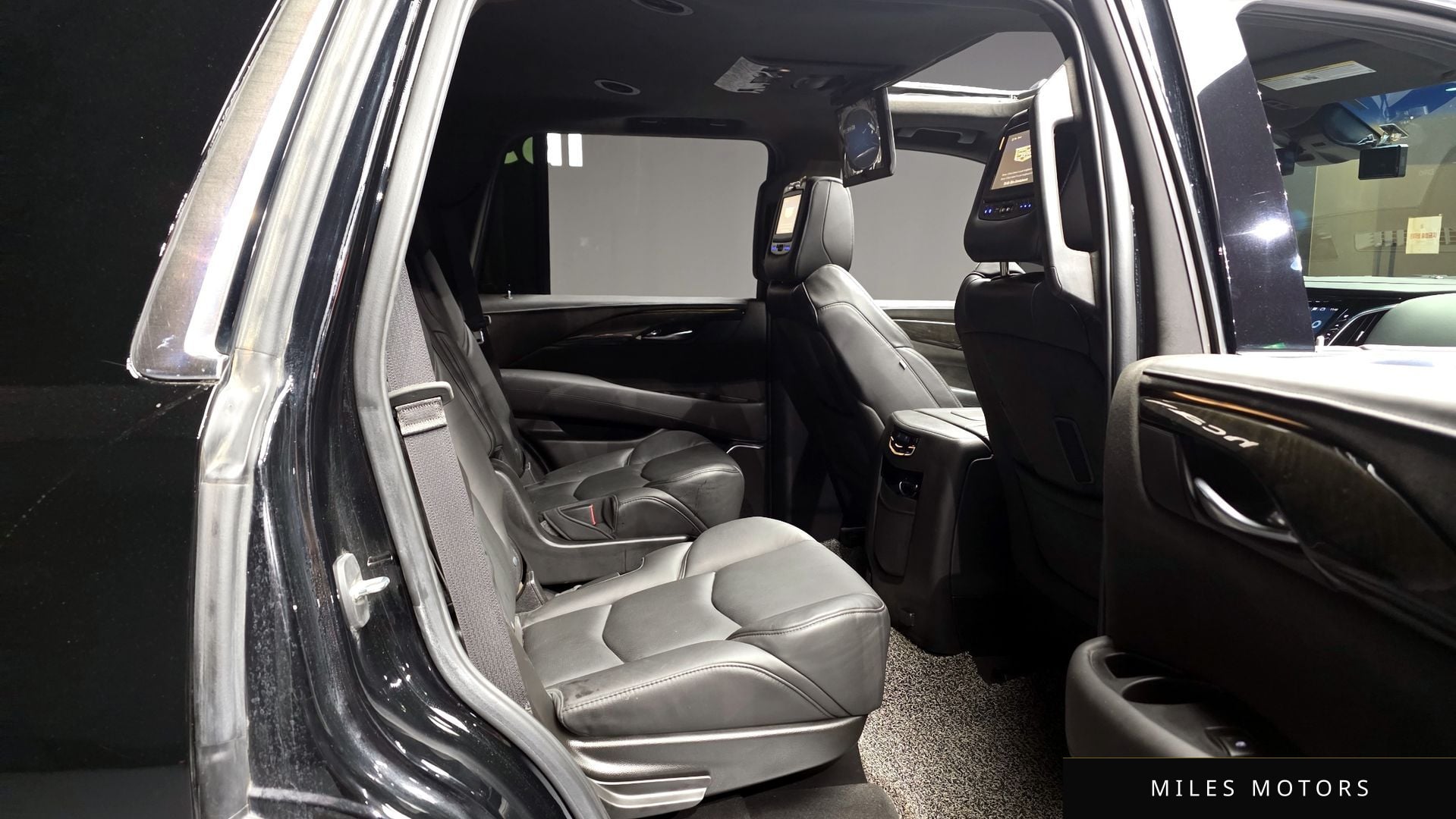 Cadillac Escalade 2019 — миниатюра 11