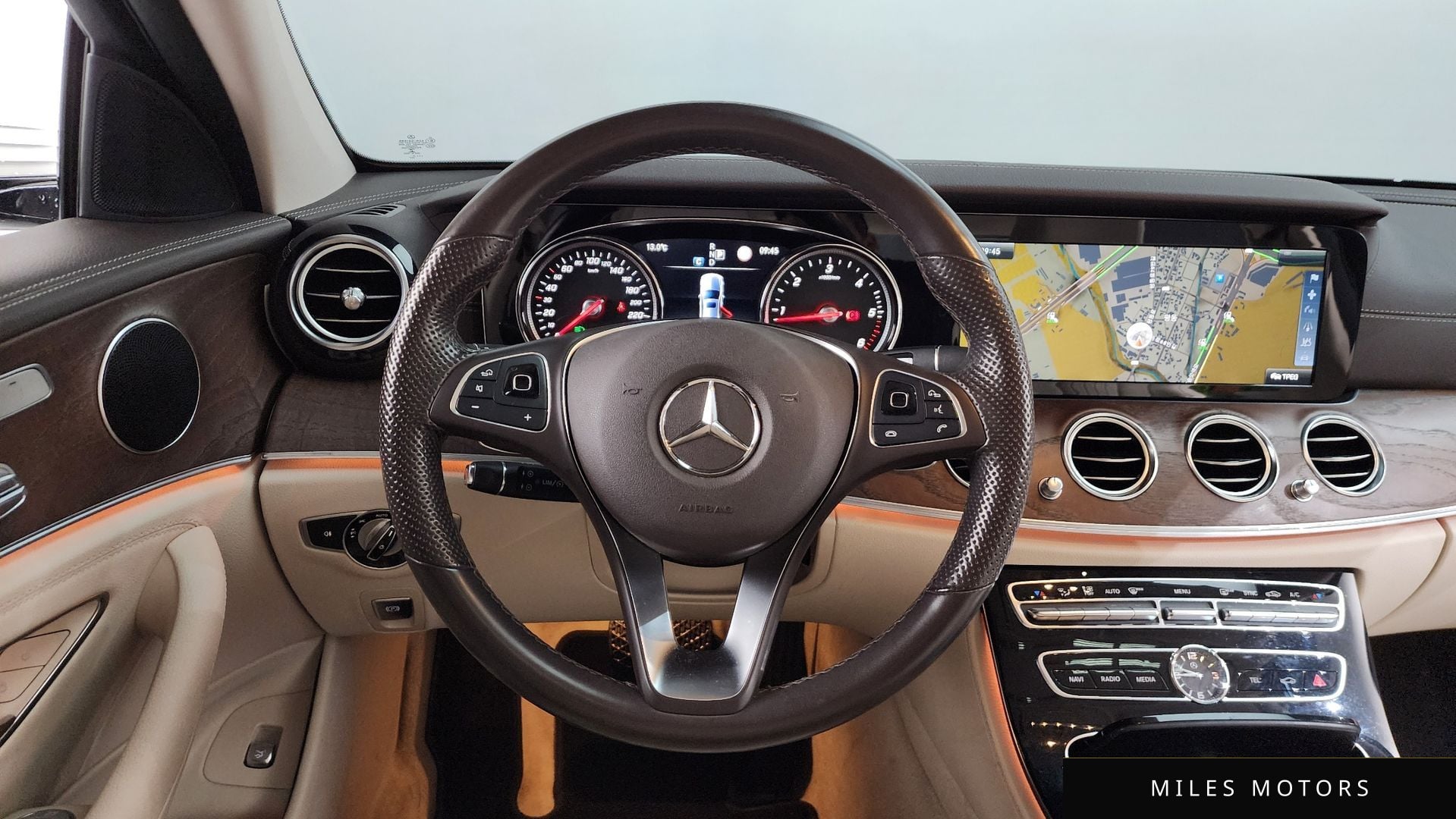 Mercedes-Benz E-Class W213 2017 — миниатюра 12