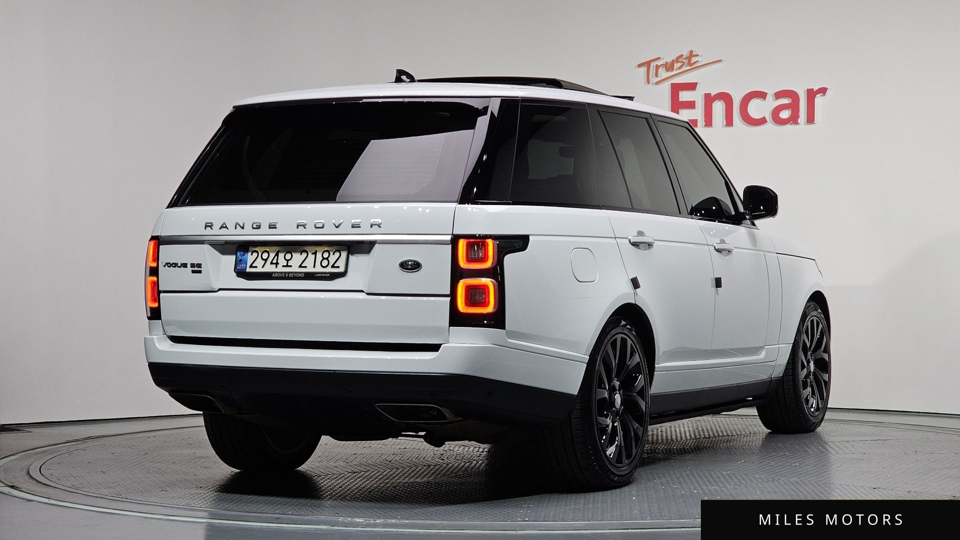 Land Rover Range Rover 2021 — миниатюра 2
