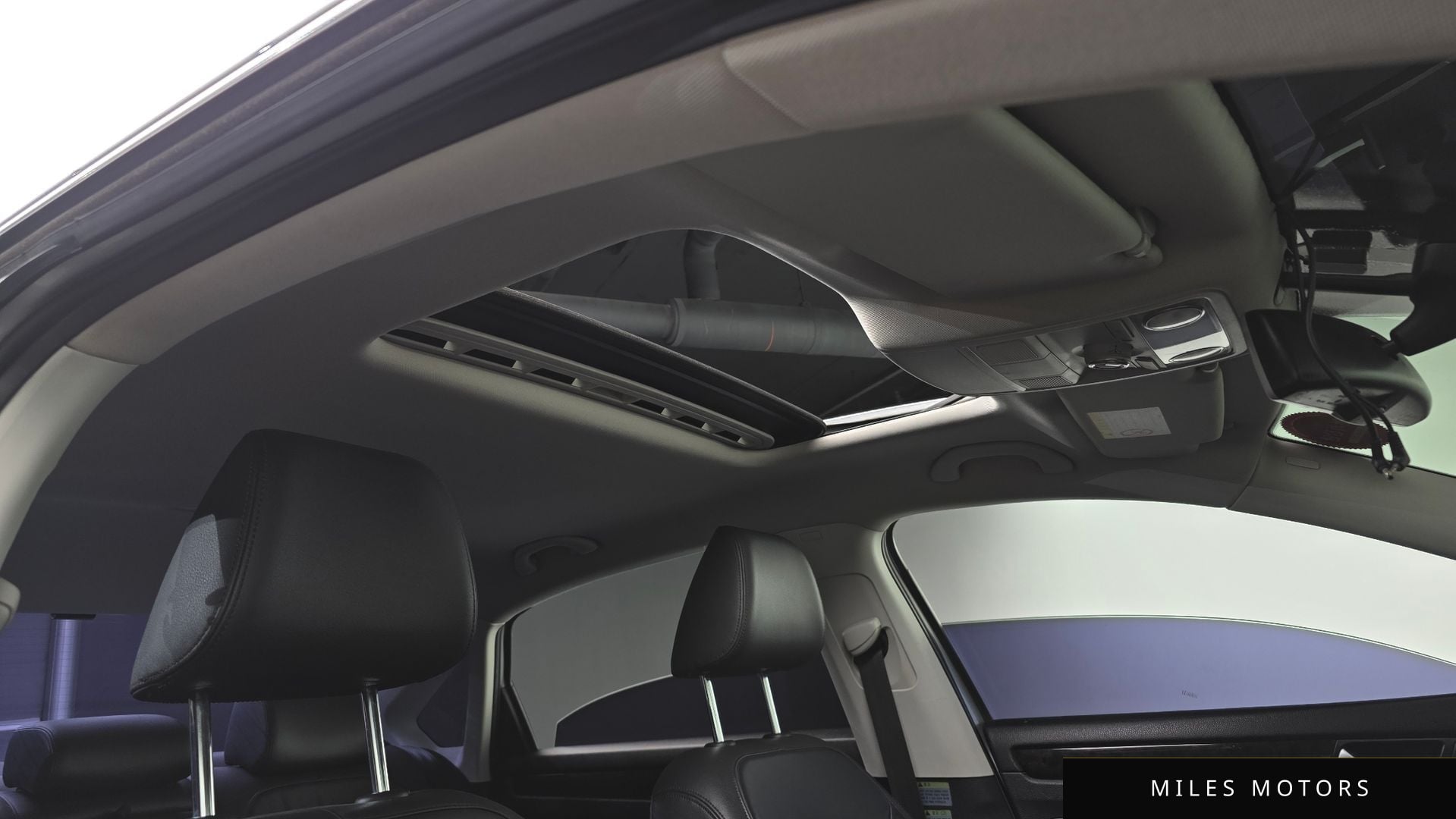 Volkswagen Passat 2015 — миниатюра 16