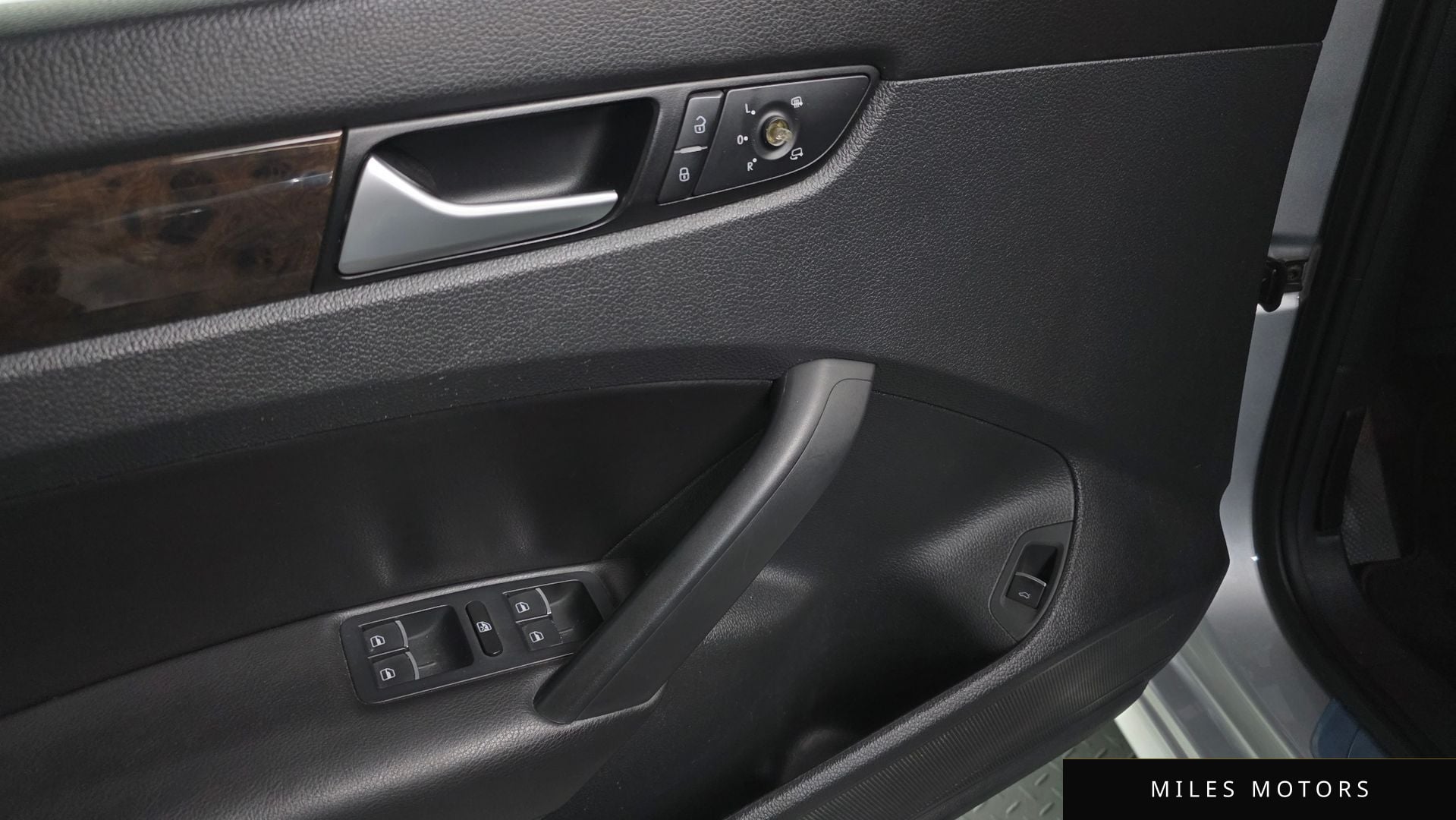 Volkswagen Passat 2015 — миниатюра 18