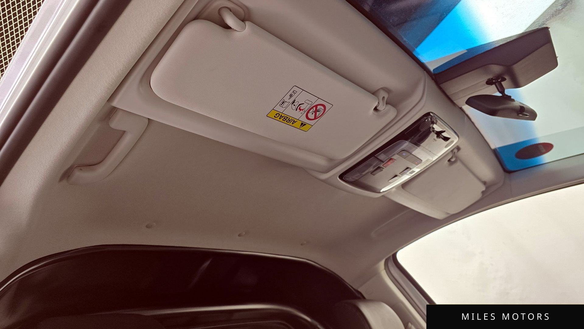 Hyundai Staria 2023 — миниатюра 32