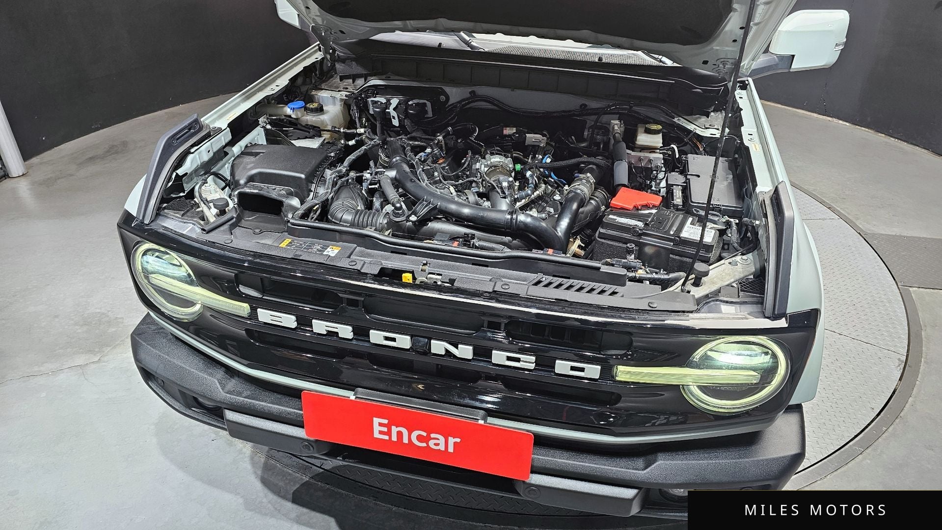 Ford Bronco 2023 — миниатюра 6