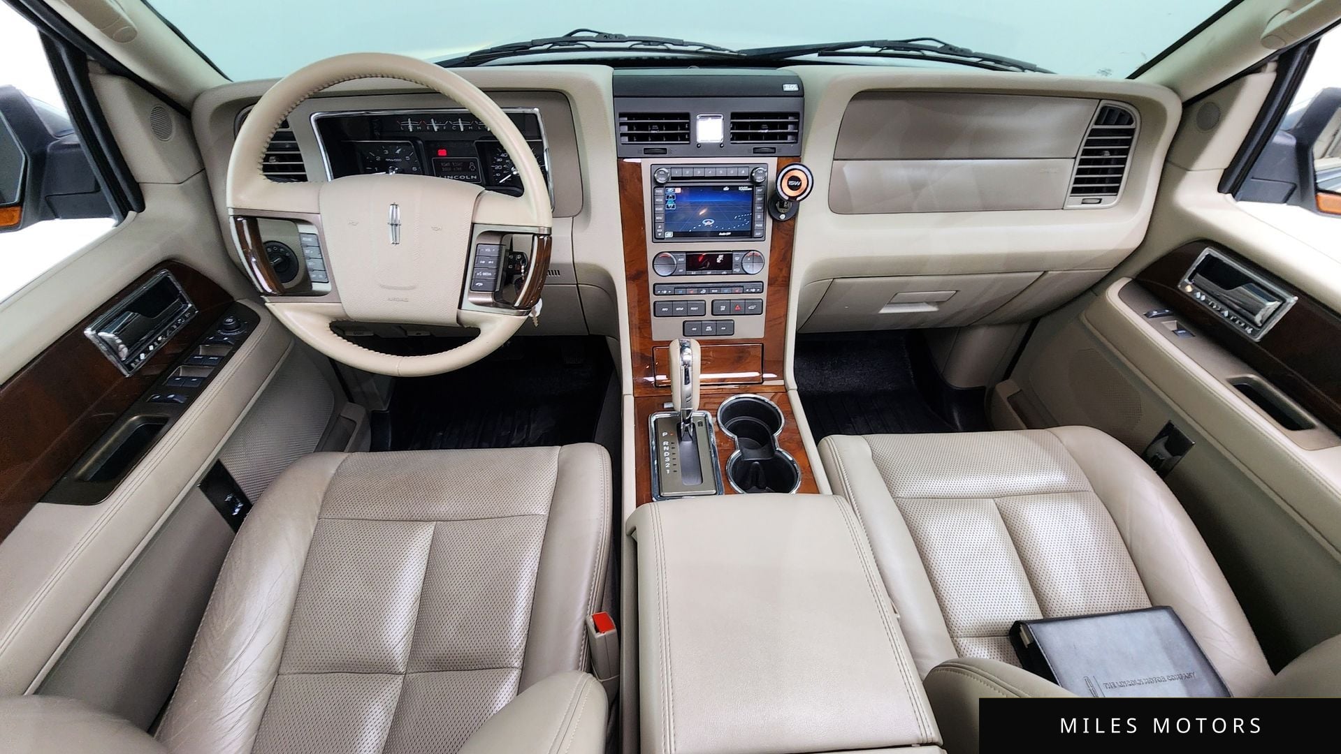 Lincoln Navigator 2014 — миниатюра 7