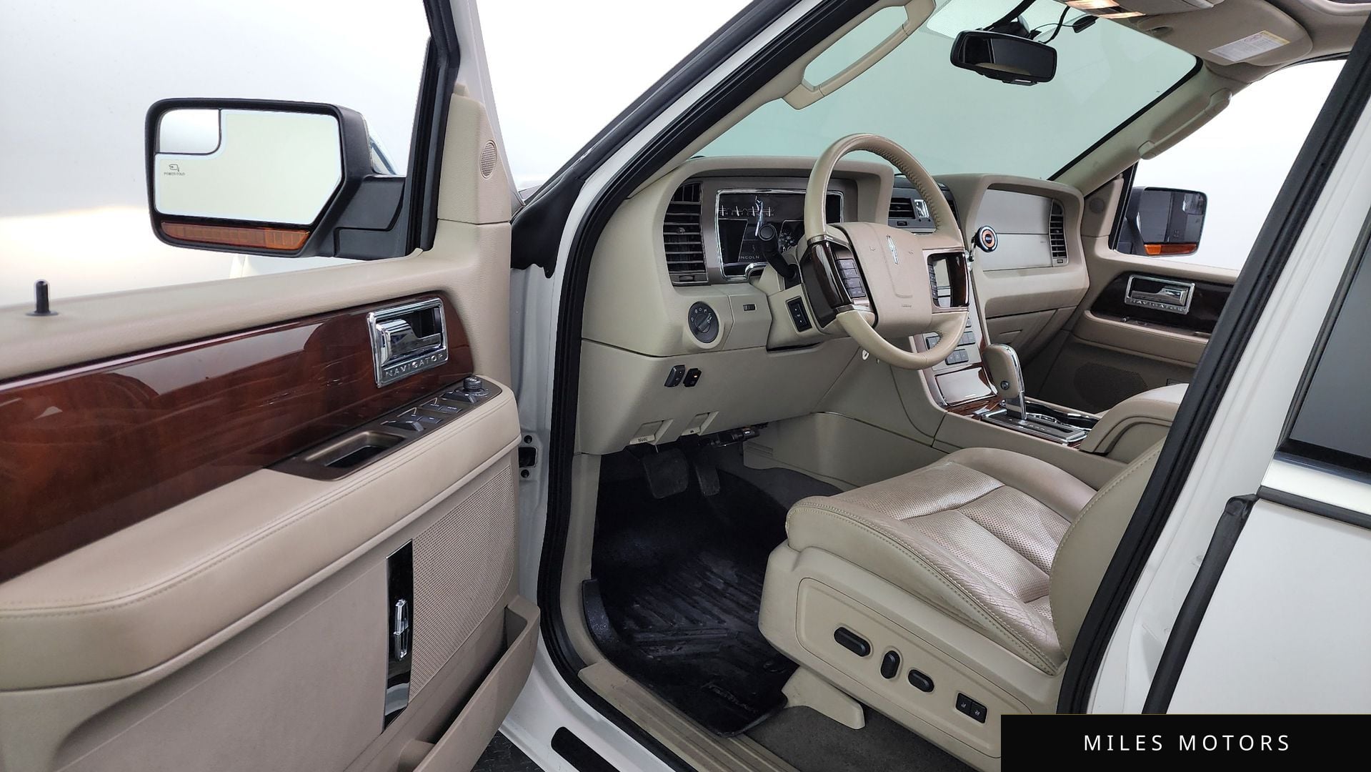 Lincoln Navigator 2014 — миниатюра 10