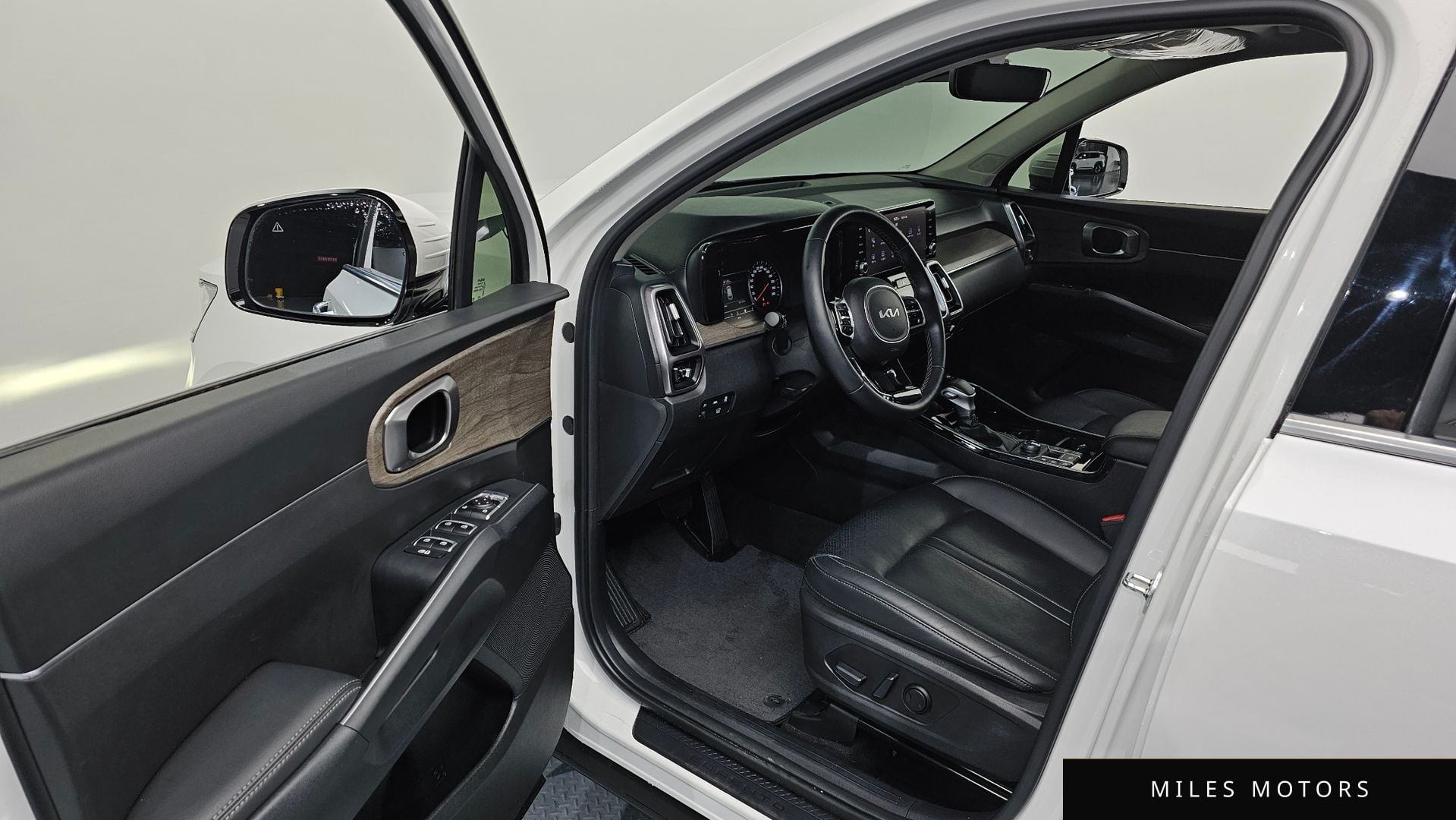 Kia 쏘렌토 2023 — миниатюра 10