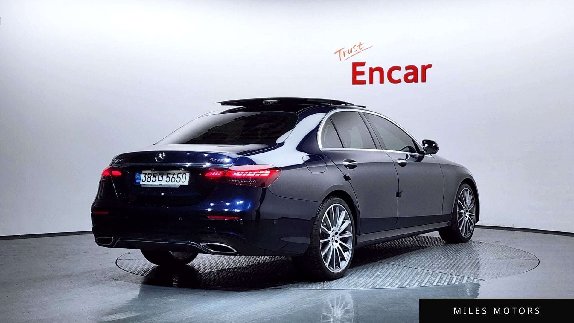 Mercedes-Benz E-Class W213 2021 — миниатюра 2