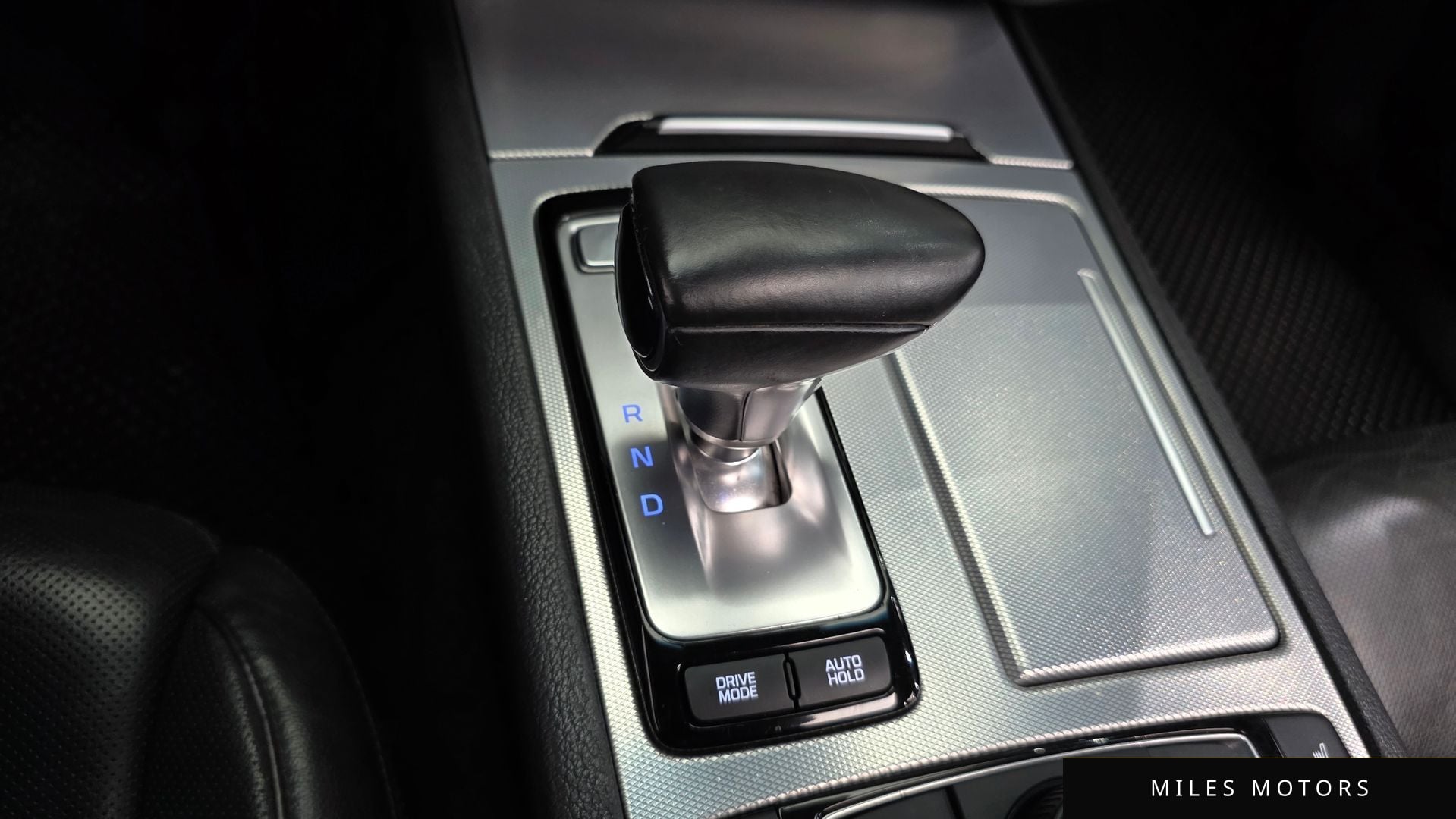 Genesis G80 2017 — миниатюра 9