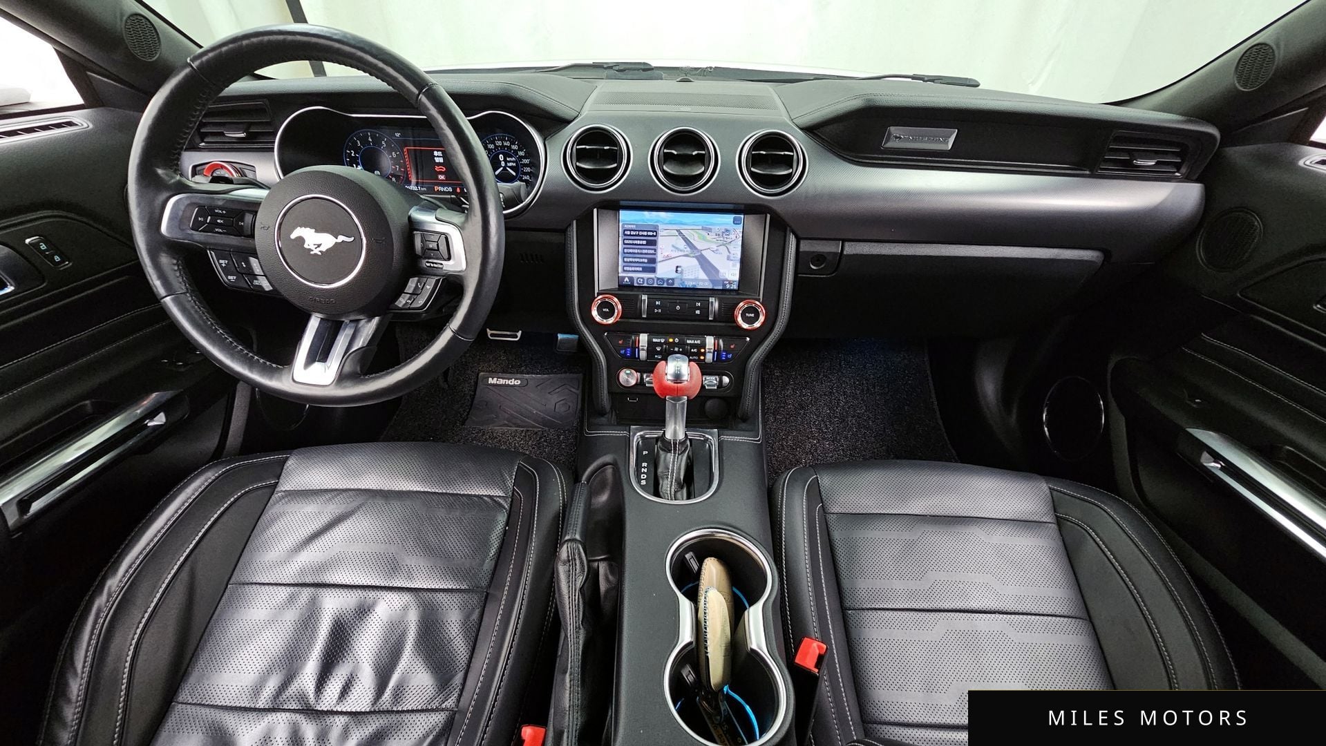 Ford Mustang 2021 — миниатюра 10