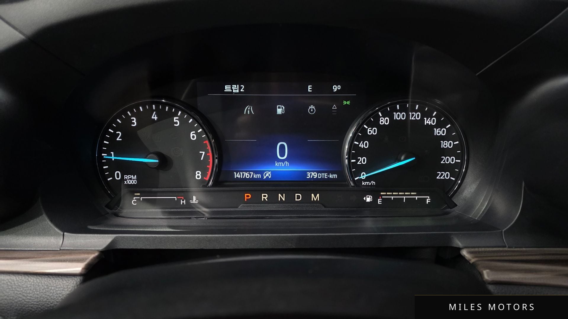 Ford Explorer 2020 — миниатюра 8