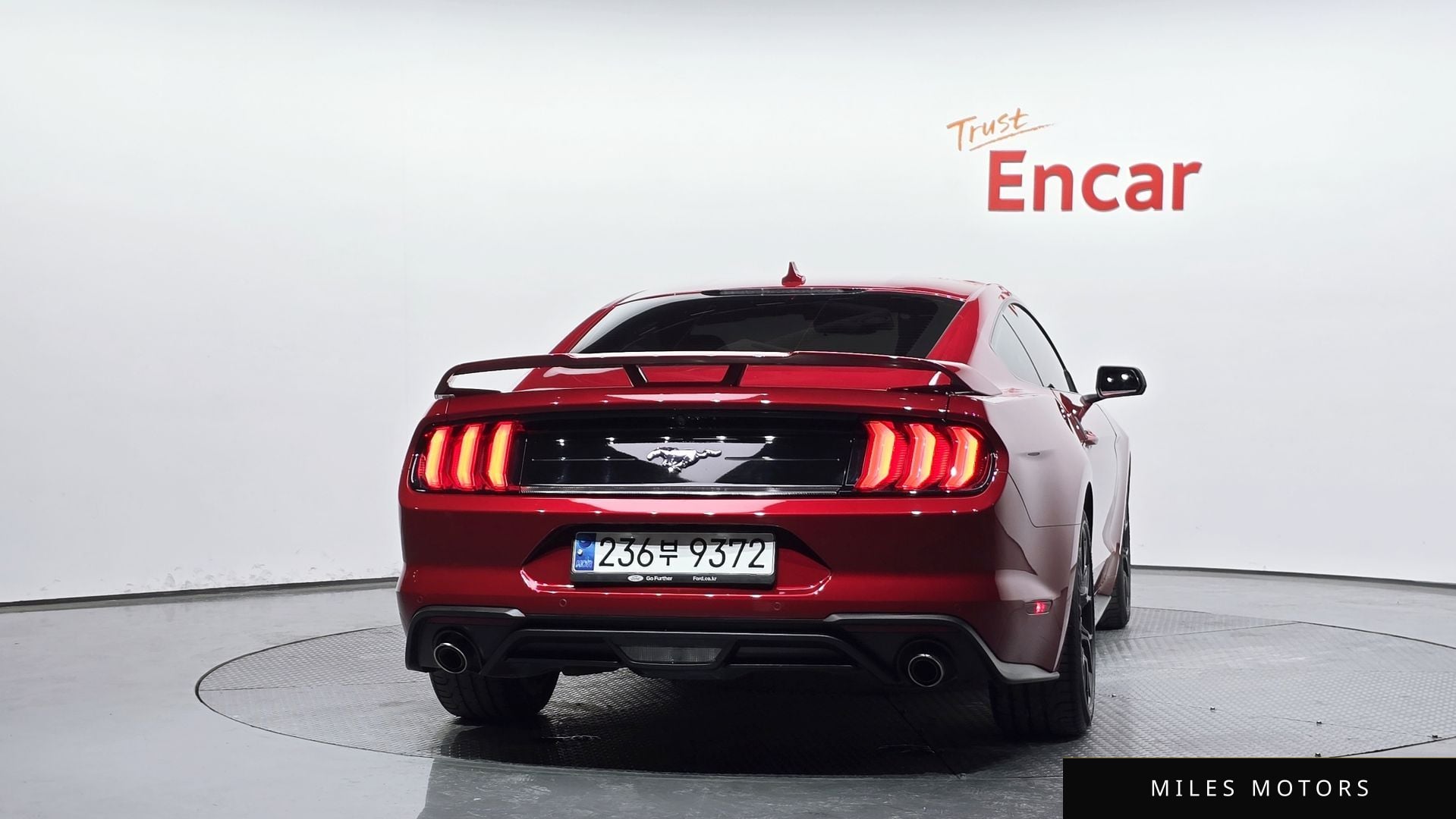 Ford 머스탱 2023 — миниатюра 3