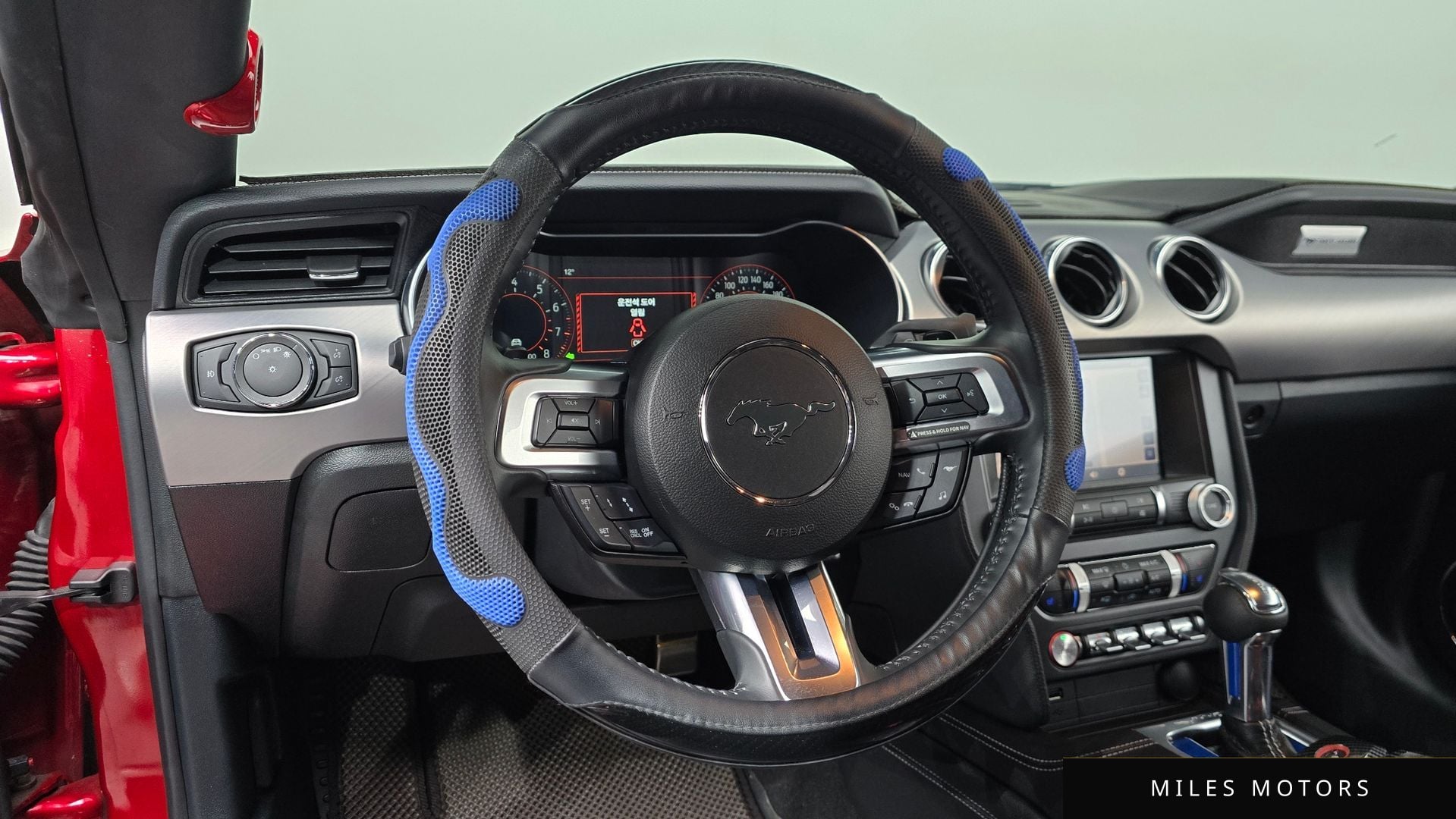 Ford 머스탱 2023 — миниатюра 18