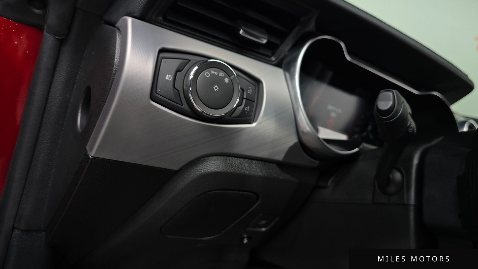 Ford 머스탱 2023 — миниатюра 23