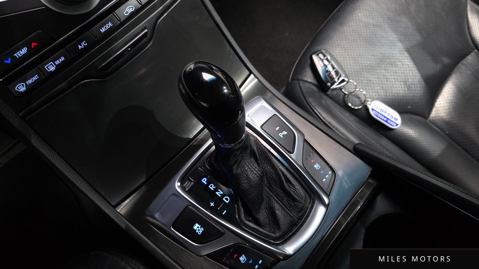 Hyundai Grandeur 2015 — миниатюра 12
