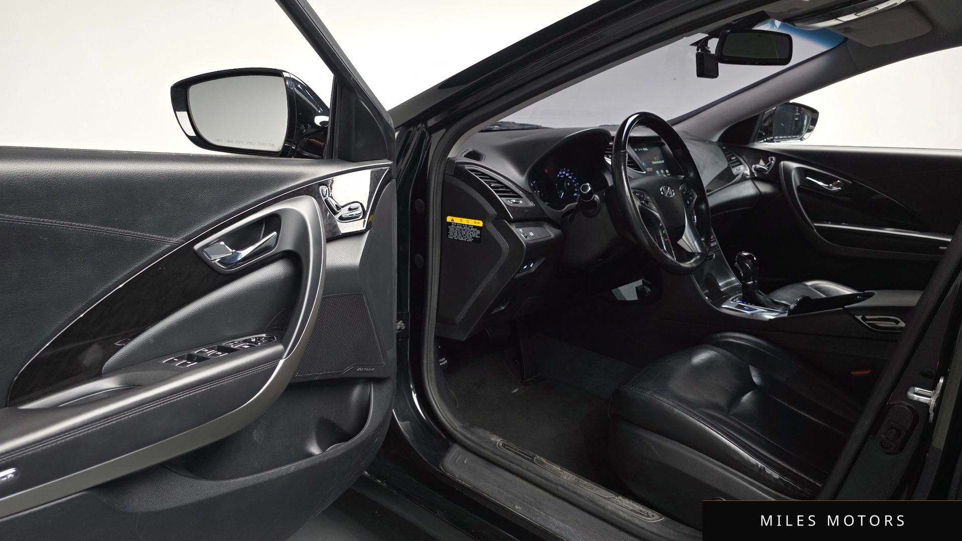 Hyundai Grandeur 2015 — миниатюра 13
