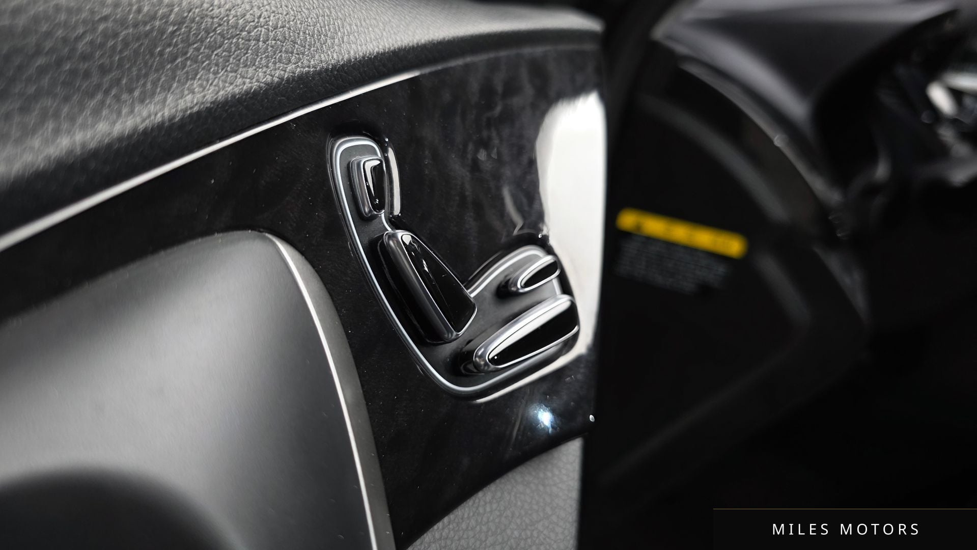Hyundai Grandeur 2015 — миниатюра 29