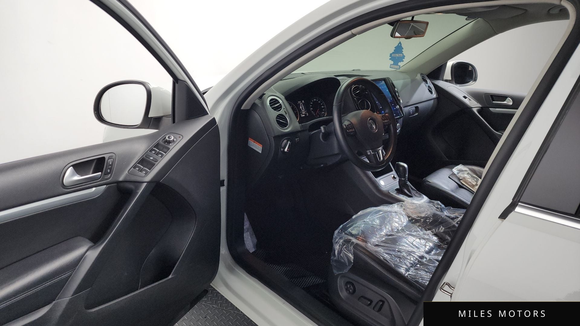 Volkswagen Tiguan 2015 — миниатюра 10