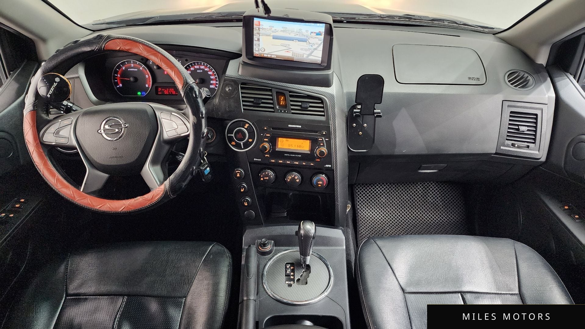 KG Mobility KORANDO 2016 — миниатюра 10