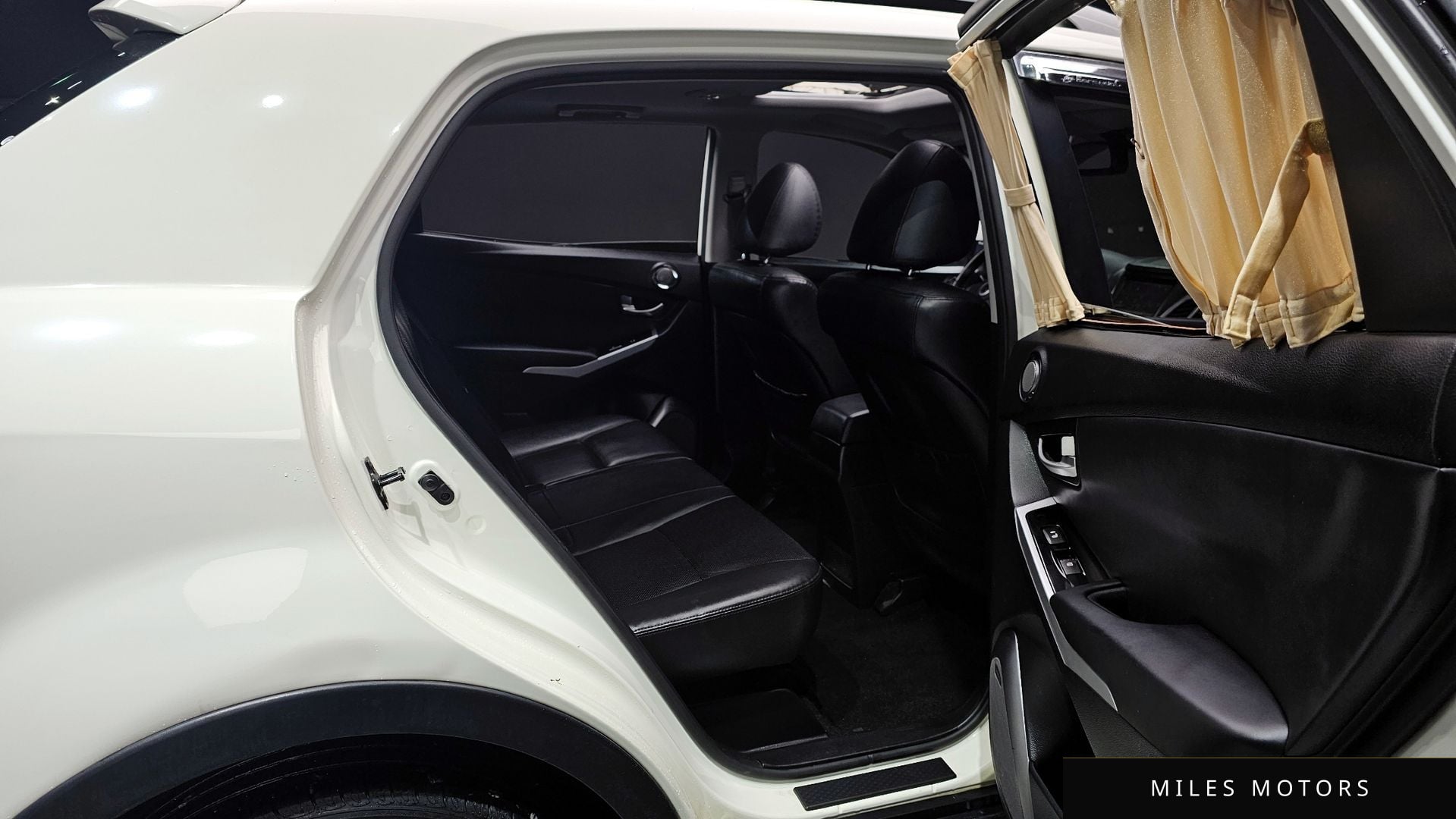 KG Mobility KORANDO 2014 — миниатюра 11