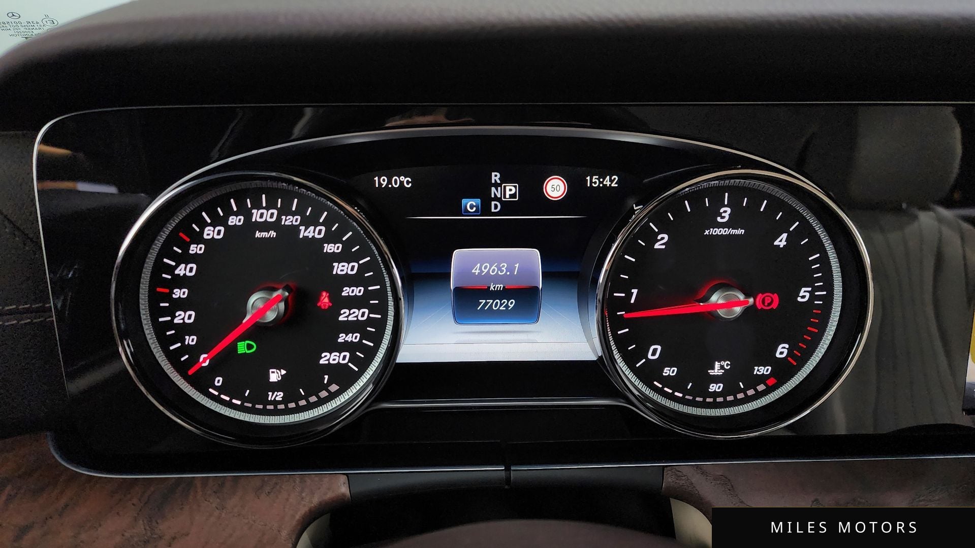 Mercedes-Benz E-Class W213 2017 — миниатюра 8