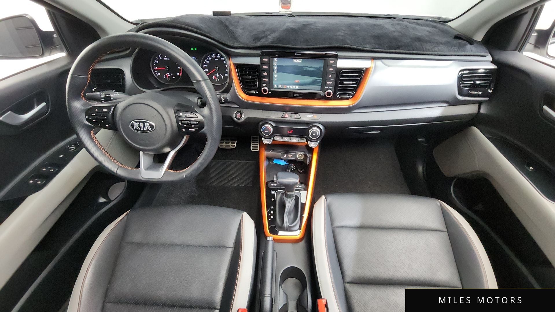 Kia Stonic 2019 — миниатюра 10