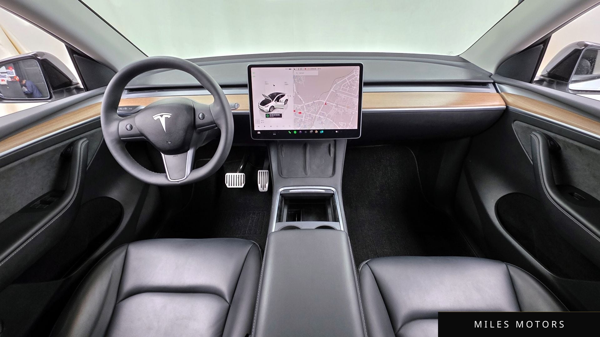Tesla 모델 Y 2024 — миниатюра 7
