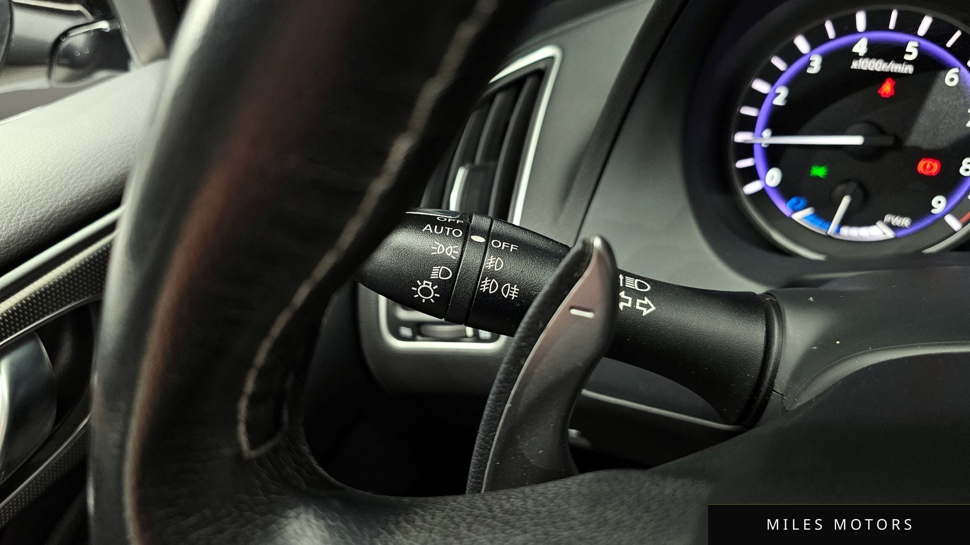 Infiniti Q50 2016 — миниатюра 17