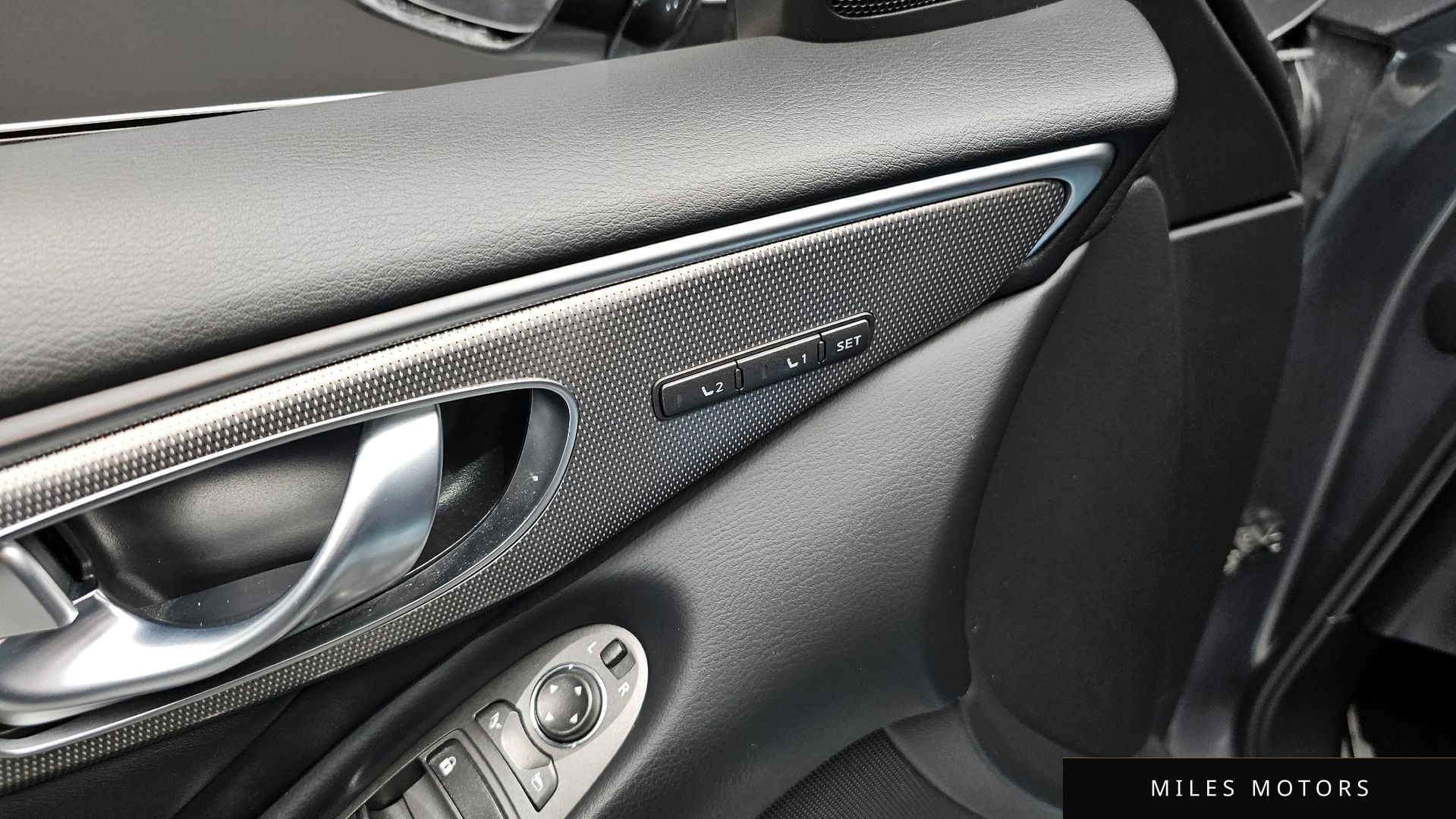 Infiniti Q50 2016 — миниатюра 18