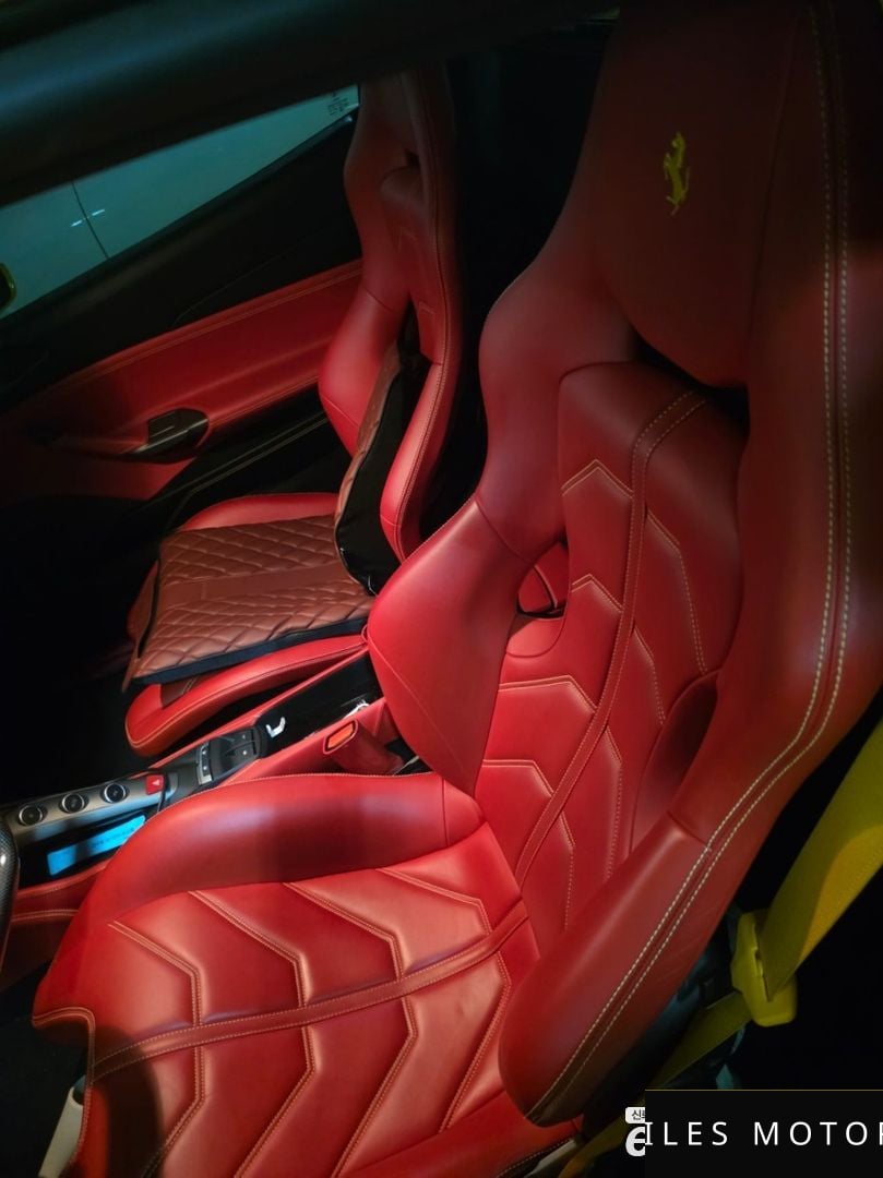 Ferrari 488 2017 — миниатюра 8