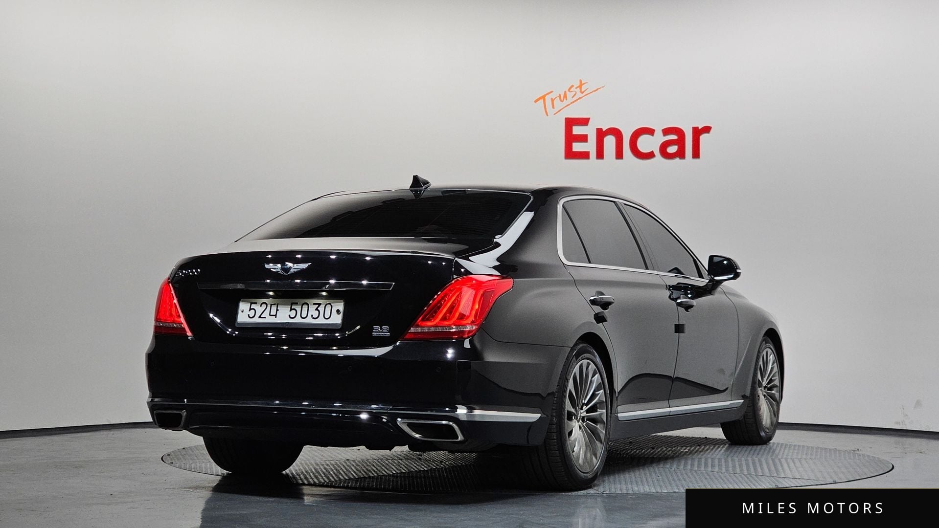 Genesis EQ900 2018 — миниатюра 2