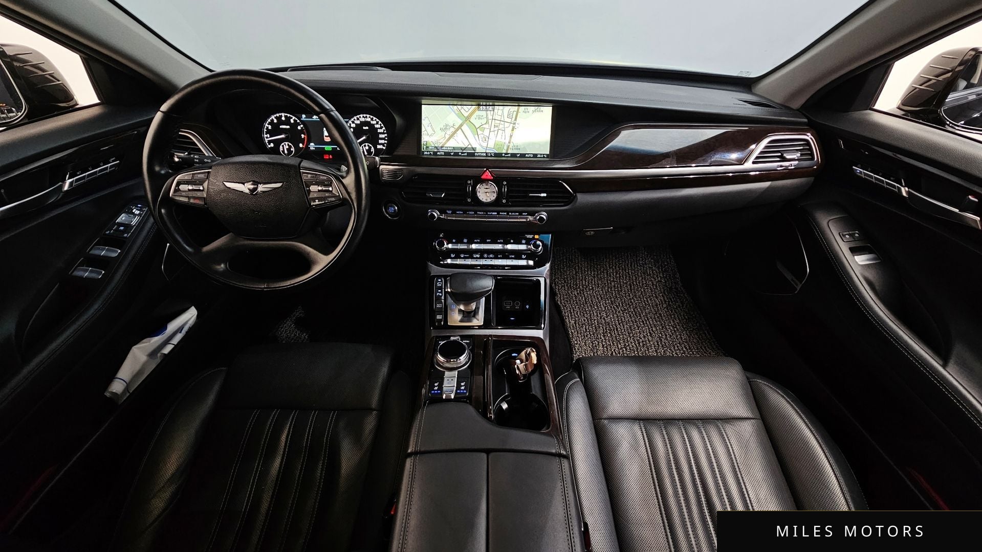 Genesis EQ900 2018 — миниатюра 10