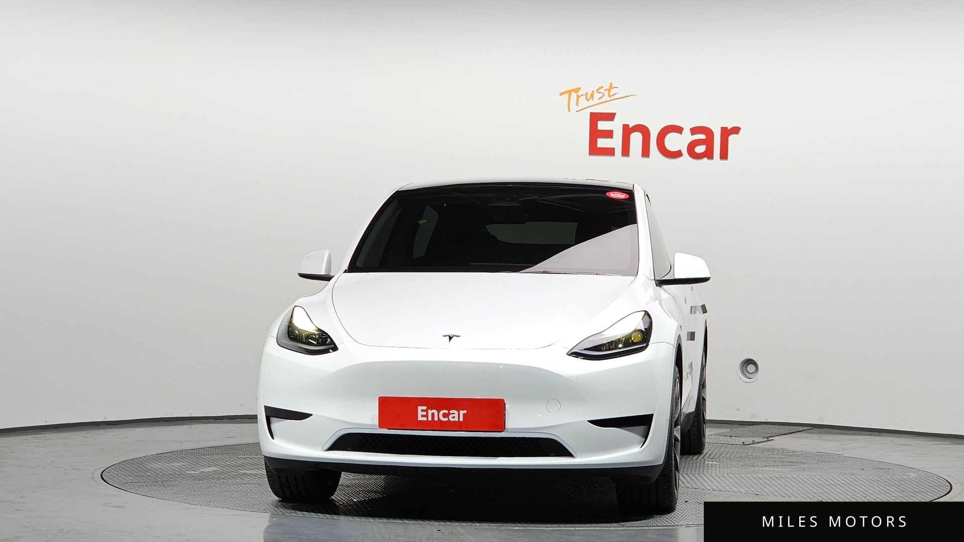 Tesla 모델 Y 2024 — миниатюра 3