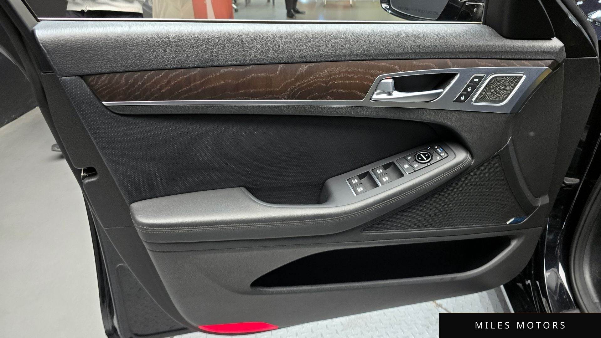 Genesis G80 2019 — миниатюра 14