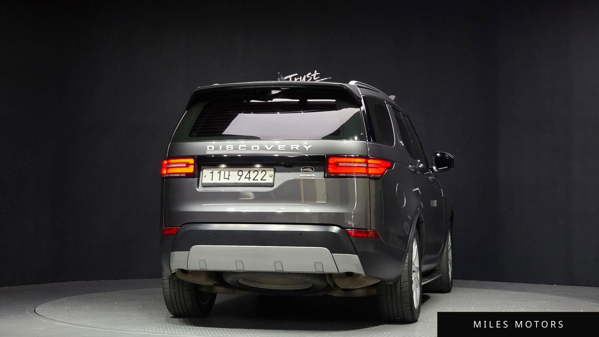 Land Rover Discovery 2018 — миниатюра 4