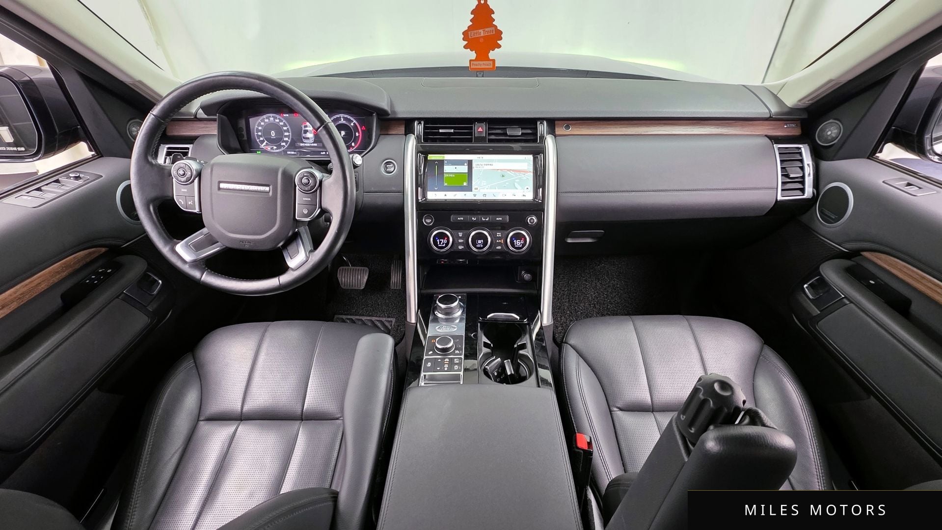 Land Rover Discovery 2018 — миниатюра 7