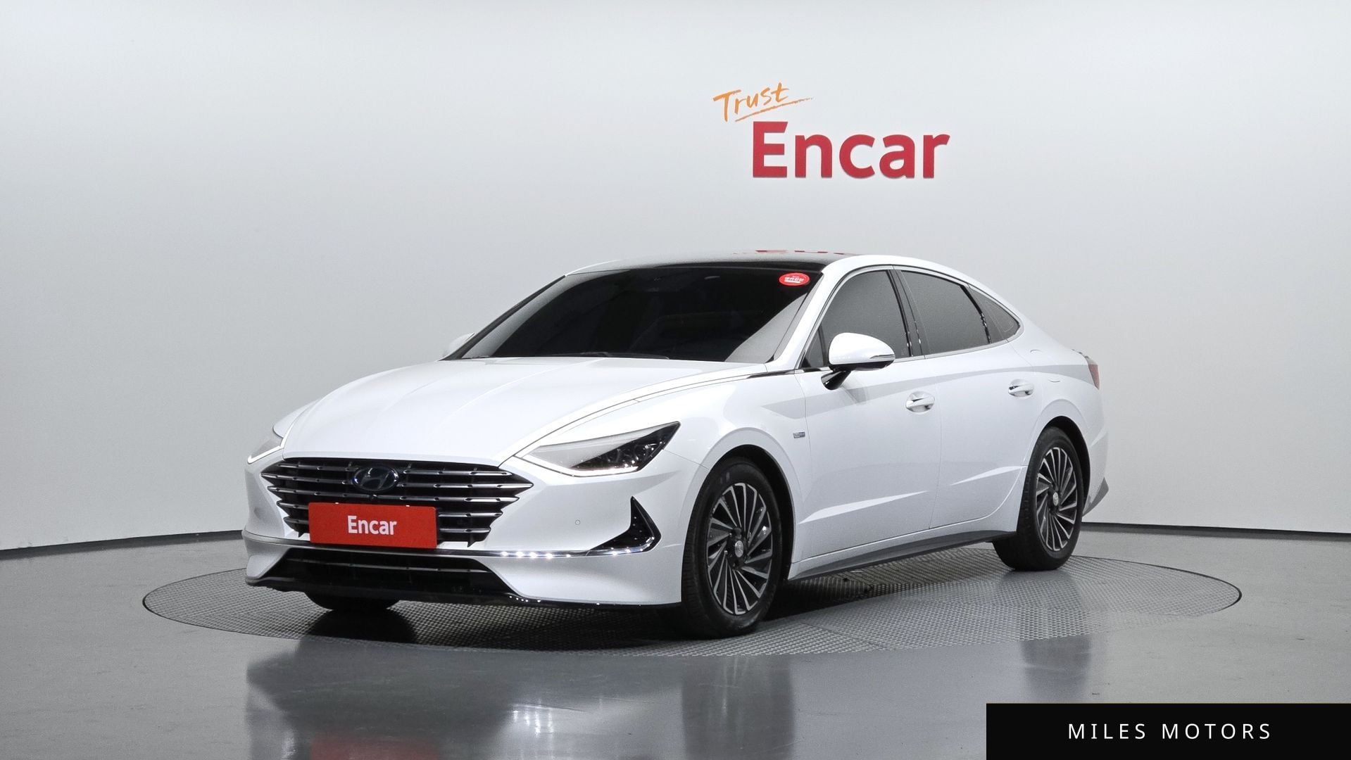 Hyundai Sonata 2020 — фото 1 из 12